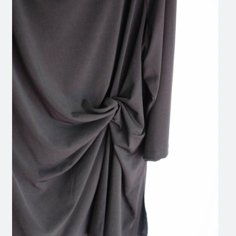 Lane Bryant Career side twist long black top in size 18/20 - Picture 2 of 7